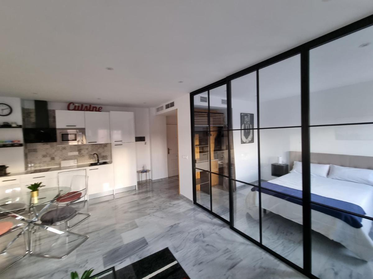 Atocha 3 Apartment Malaga Exterior photo