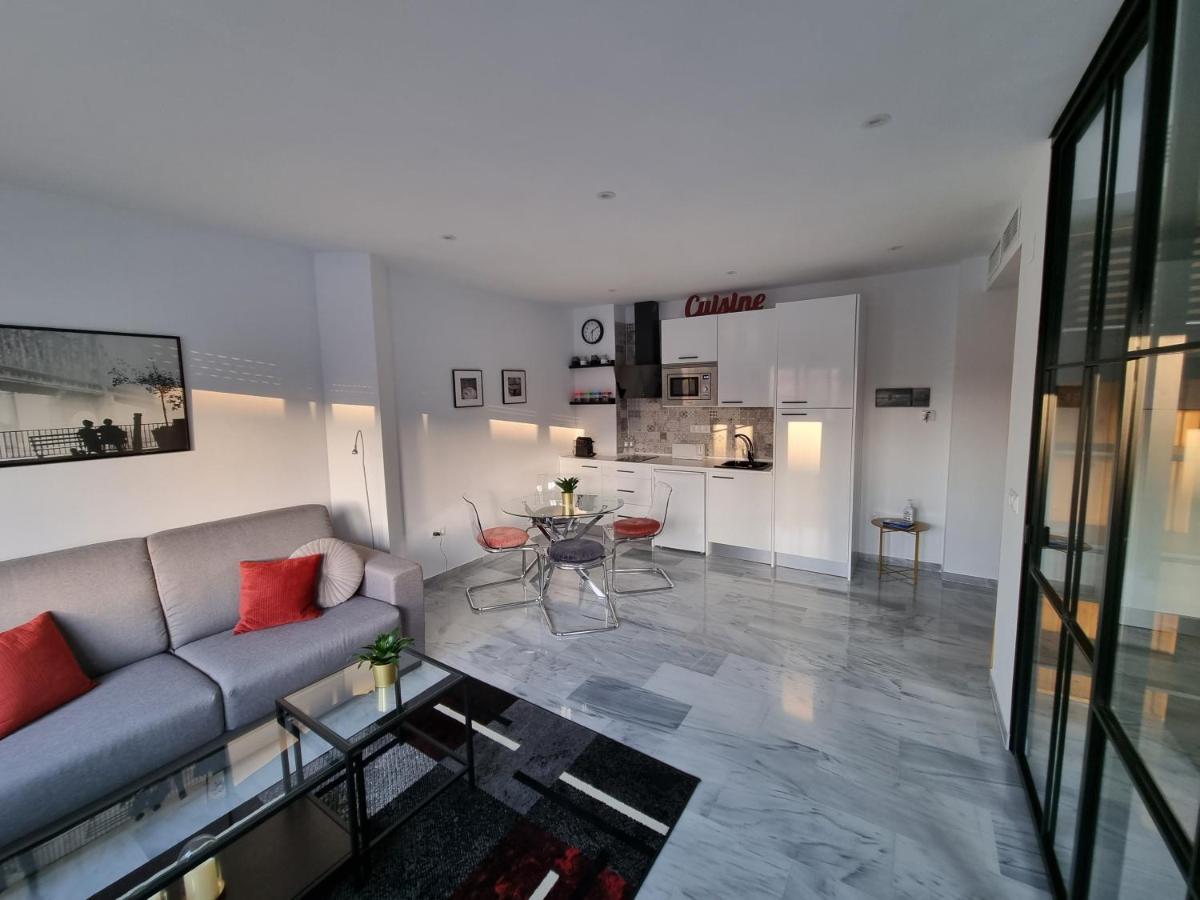 Atocha 3 Apartment Malaga Exterior photo