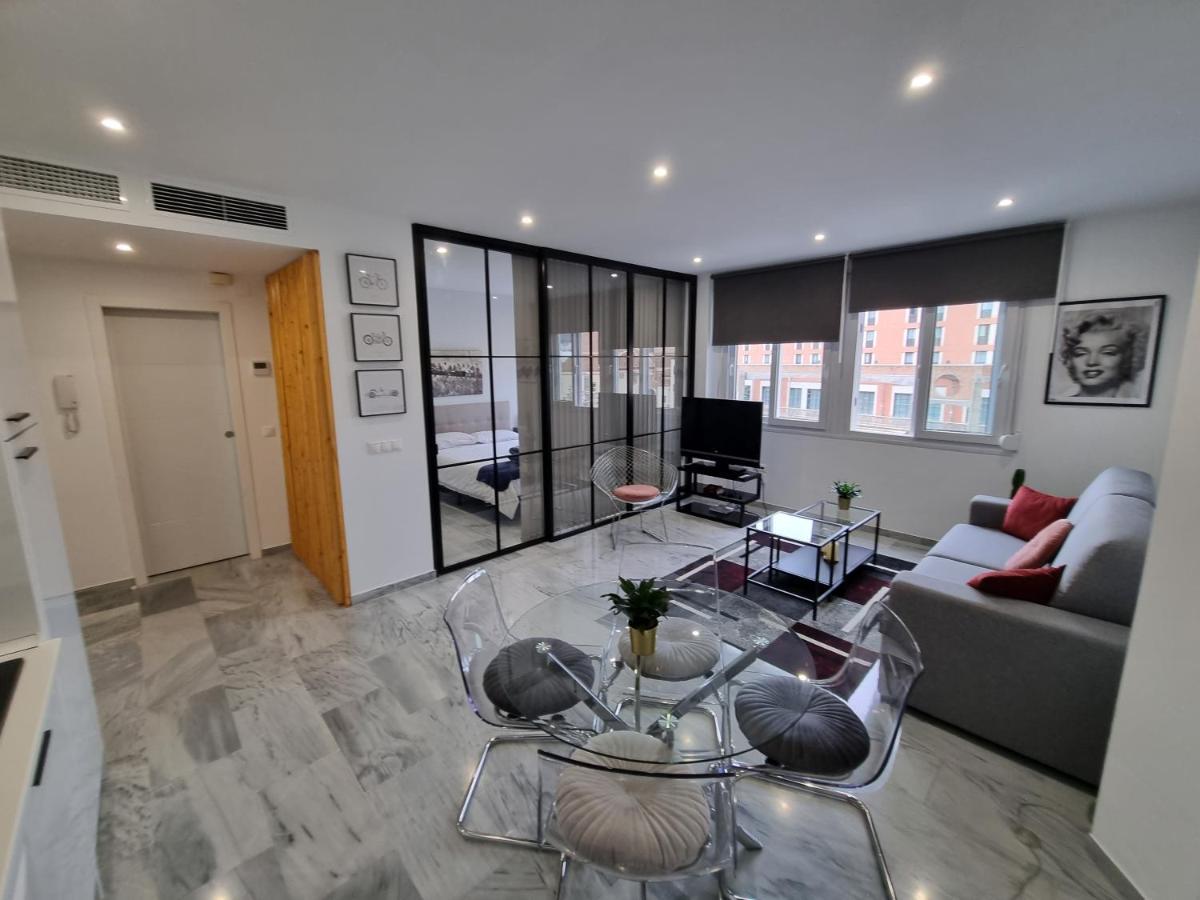 Atocha 3 Apartment Malaga Exterior photo