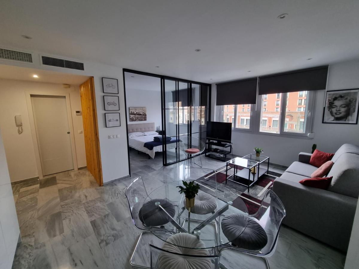 Atocha 3 Apartment Malaga Exterior photo